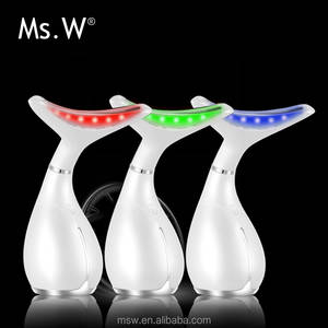 2024 khuôn mặt vẻ đẹp thiết bị sử dụng nhà vẻ đẹp thiết bị <span class=keywords><strong>massage</strong></span> mặt làm trắng da vẻ đẹp trên khuôn mặt máy - Product Image 3