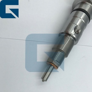 Injecteur de carburant pour moteur SAA6D114E-3, référence 6745-11-3102 (6745113102) - Product Image 2