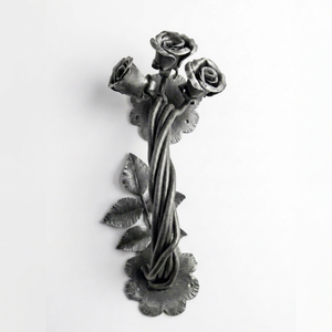 Decoración de Pared con Rosas de Hierro, Adorno Floral Elegante con Acabado Pintado para Cercas, Enrejados y Puertas - Product Image 1