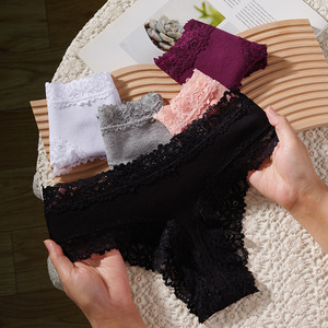 Culottes mi-hautes en tricot pour femmes avec bordure en dentelle, couleur unie, en coton doux, élasthanne et fibre de bambou, style été - Product Image 4