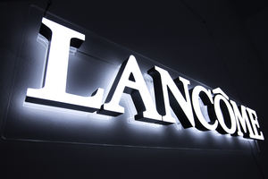 Letrero Luminoso LED Personalizado para Negocios, Letrero 3D con Letras LED para Tienda, Logotipo de Letrero LED para Exteriores, Letrero de Canal LED para Fachada de Tienda - Product Image 3