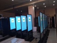 Cartel Lcd de pie, señalización Digital a todo Color, publicidad comercial interior, pantalla Lcd con pantalla táctil infrarroja