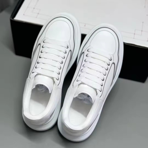 Zapatillas Deportivas Unisex con Plataforma, Cómodas para Caminar, Diseño que Aumenta la Estatura, Estilo Urbano, Diseño de Diseñador - Product Image 6