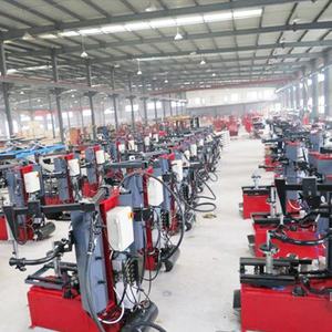 <span class=keywords><strong>Machine</strong></span> à Pneus Mobile ZeHoo Populaire de 13 à 25 Pouces, Utilisée dans les Ateliers de Réparation Automobile et de Moto - Product Image 2