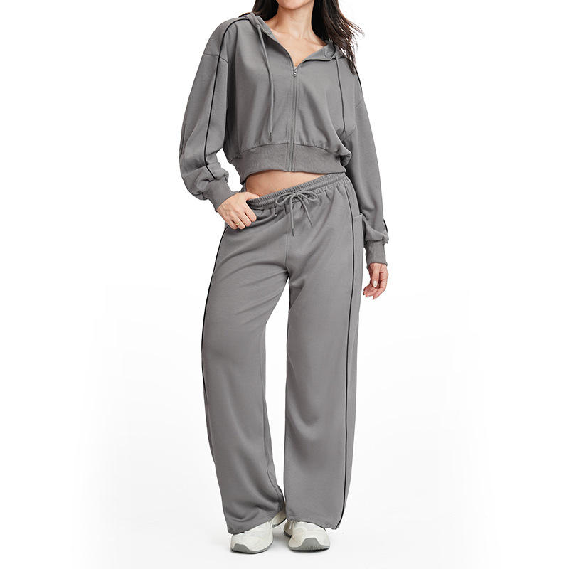 สีเทาเข้ม