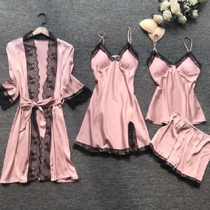 Conjunto de cuatro piezas de talla grande europea y americana con almohadillas para sujetador, camisola sexy, pijama de encaje, bata informal para el hogar, fabricante - Product Image 2