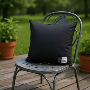 Cojines para sillas de exterior de tela Oxford negra, cuadrados de 26 x 26 pulgadas, extraíbles y lavables, con relleno de fibra hueca de PP para mayor comodidad. - Product Image 2