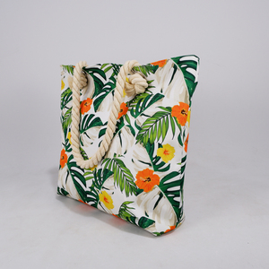 OEM Factory Stock Tote Bag in tela da viaggio eco-friendly stile Casual stampa personalizzata chiusura a cerniera fiore due manici per uso spiaggia - Product Image 4
