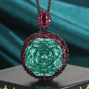 Parure de bijoux de mariée écologiques en cuivre noir et or, avec zircon vert Paraiba 18 mm, collier et boucles d'oreilles pour mariage - Product Image 4