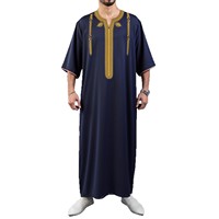 Robe longue islamique pour homme, style marocain, thobe kaftan, avec broderie blanche exquise, longueur cheville, été, personnalisable (ODM)
