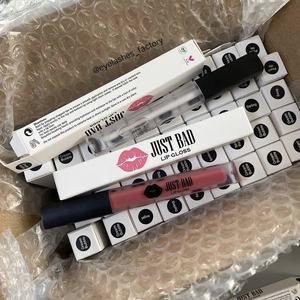 Applicateur bling de beauté <span class=keywords><strong>rare</strong></span> pas cher clair végétalien 8ml baguettes de brillant à lèvres brosse à lèvres jetable tubes d'affaires colorant ensemble unique - Product Image 1