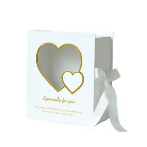 Scatola di imballaggio decorativa a forma di libro di ciglia di cioccolato magnetico finto di design personalizzato con finestra trasparente in PVC