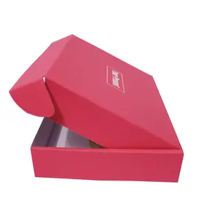 工厂供应商纸箱折叠红色运输袜子瓦楞纸纸板礼品邮寄衣服包装盒