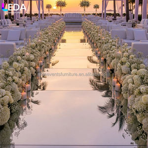 Décorations d'allée de mariage JINDA : miroirs argentés et dorés, tapis d'allée scintillant. - Product Image 2