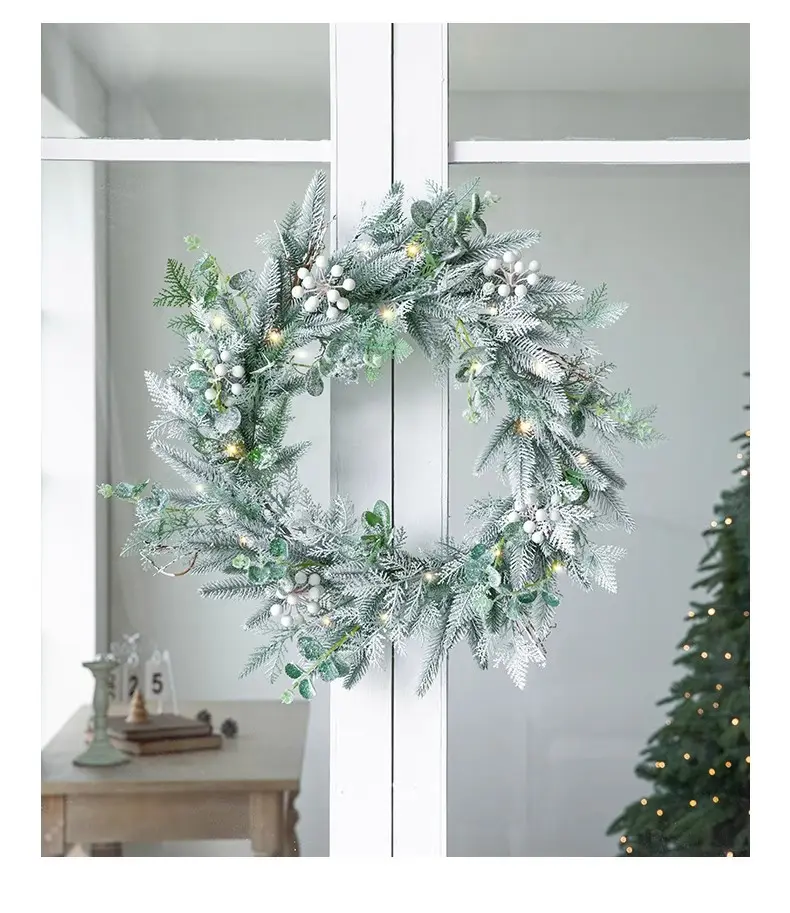 수제 PVC 눈송이 화환 매달려 19.7 인치 크리스마스 화환 문 장식 흰색 소나무 바늘 크리스마스 화환 조명