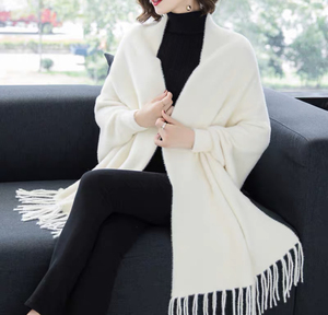 Nuevo estilo bufanda borla con manga de visón de <span class=keywords><strong>terciopelo</strong></span> grueso manto multicolor <span class=keywords><strong>abrigo</strong></span> exterior mujer chales - Product Image 2