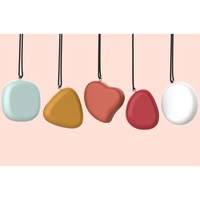 Porte-clés en bambou avec étui compact pour poudre pressée, blush cuit, illuminateur, correcteur et parfum solide