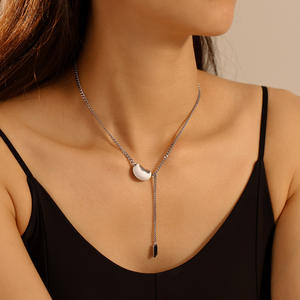 Collar de clavícula con borla de acero inoxidable, luz minimalista de lujo con <span class=keywords><strong>colgante</strong></span> de <span class=keywords><strong>lingote</strong></span> de <span class=keywords><strong>oro</strong></span> hueco de frijol dorado pequeño - Product Image 3