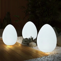 Lampadaire extérieur à LED en forme d'œuf pour la décoration de la maison et du paysage Lumière du Nouvel An et du parc de Noël IP65
