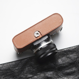 Demi-étui pour appareil photo Housse de sac pour appareil photo en cuir véritable fait à la main pour Olympus <span class=keywords><strong>OM10</strong></span> OM20 OM30 Housse personnalisée - Product Image 4