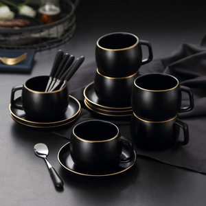 Ensemble de tasses et soucoupes à thé en céramique noire mate de luxe nordique, tasses à lait et soucoupes pour le thé de l'après-midi, mugs à café, ensemble cadeau - Product Image 5