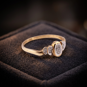Anillo Unisex de Plata 925 con Baño de Oro de 14K, Estilo Minimalista Moderno, Corte Brillante, Engaste Pavé, Diamante Certificado, Marca Bella Direct - Product Image 2