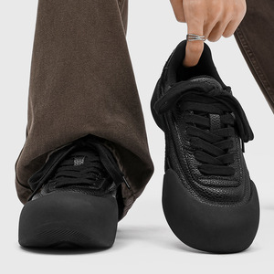เทรนด์แฟชั่นฤดูหนาวใหม่ รองเท้ากีฬาผู้ชายสีพื้นอเนกประสงค์ สำหรับวิ่งจ๊อกกิ้งกลางแจ้งและวิ่งลำลอง - Product Image 3