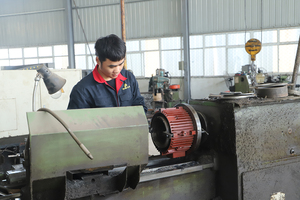 Piezas de Repuesto de grú<span class=keywords><strong>a</strong></span>, ZD122-4, tipo 1,5kw, rotor cónico, pequeño motor eléctrico - Product Image 4