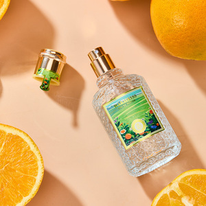 Perfume Líquido de Larga Duración con Aroma Ligero para Mujer, Marca WARMKISS, Tamaño Regular, con Aroma a Naranja Sanguina y Albahaca - Product Image 2