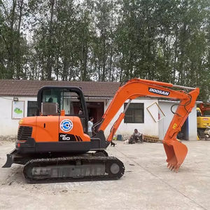 Excavadora Doosan de fabricación coreana, miniexcavadora usada con motor Cummins, de 6 toneladas peso operativo, modelos Dx80 Dx140 Dx150 - Product Image 1