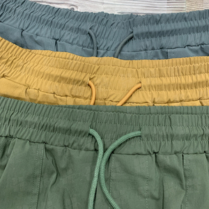 Pantalones cortos de senderismo personalizados al por mayor, de alta calidad, ligeros, de 150 g/m², de secado rápido, con cordón en la cintura, tipo cargo, para hombre - Product Image 6