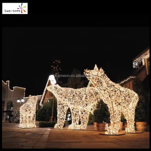 Guirlandes lumineuses LED géantes en forme d'ours pour extérieur, IP44 IP65 - Product Image 1