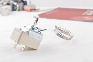 2025 Nouveau produit Thermostat bimétallique Chauffage à 50-320 degrés pour accessoire électronique de four à <span class=keywords><strong>pizza</strong></span> - Product Image 3