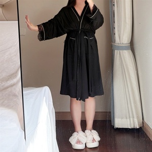 Ensemble de lingerie grande taille pour femmes : une nuisette en dentelle imprimée, chaude, pure et séduisante, avec une <span class=keywords><strong>robe</strong></span> assortie, une tenue de maison tentante - Product Image 5