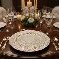 Assiettes de présentation de luxe en plastique de 13 pouces de haute qualité, motif personnalisé pigmenté, durables et réutilisables, idéales pour mariages et anniversaires