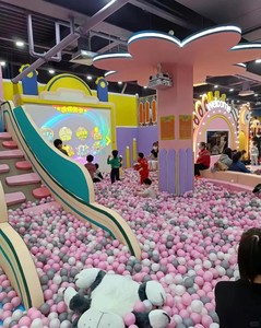 China Commercial Playground Protection Colorful Plastic Indoor <b>Trampoline</b> Park for Kids - Product Image 2