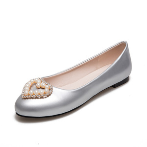 Xuanhui, Nuevos Estilos, Bailarinas Rojas Brillantes de Microfibra con Perlas y Pedrería, Punta Redonda, para Mujer - Product Image 4