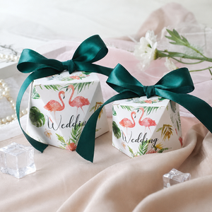 Boîte cadeau personnalisée <span class=keywords><strong>pas</strong></span> chère pour enfants, imprimée flamant rose, boîte à bonbons en papier pliable créative et mignonne pour anniversaire ou mariage avec ruban rose - Product Image 6