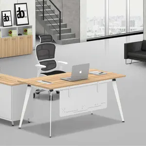 멀티 컬러 옵션 플랫 스틸 발 가구 다리의 현대적인 디자인 스타일은 책상 회의 테이블 커피 테이블에 사용할 수 있습니다