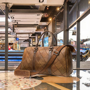 กระเป๋าเดินทางแบบถือสะพายไหล่หนัง PU คุณภาพสูง ดีไซน์หรูหรา แฟชั่น พร้อมโลโก้สั่งทำพิเศษ สำหรับทุกเพศ  พร้อมซิปปิด - Product Image 3