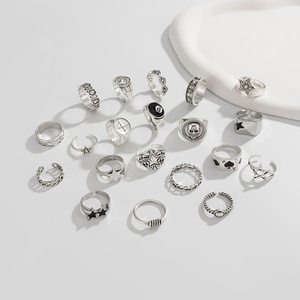 Cincin bintang lima titik untuk pria, 20 buah/set tengkorak logam Punk/sekop/cincin Hip Hop pria hadiah perhiasan mode - Product Image 6