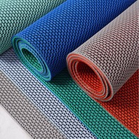 Tapis antidérapant en PVC de haute qualité de l'usine chinoise tapis de sol en vinyle pour zone humide pour piscine cuisine salle de bain utilisation en extérieur