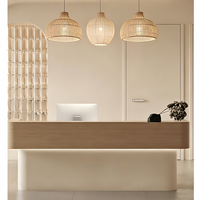 Comptoir de réception moderne et minimaliste laqué brillant – Bureau d'accueil pour entreprise et magasin