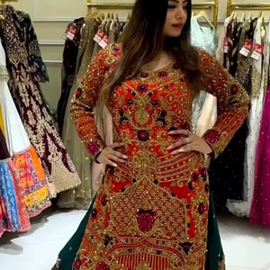 Conjunto de Lehenga Choli de Seda de Mantequilla con Estampado de Diseñador Clásico, Hermoso Conjunto de Lehenga Choli con Dupatta, Estampado y Bordado - Product Image 1