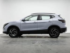 Autos <span class=keywords><strong>Nissan</strong></span> Usados <span class=keywords><strong>Qashqai</strong></span> 2025 Honor 2.0L CVT XV+ Edición Líder 5 Plazas Equipado con Techo Solar Interior Oscuro Calidad de Auto - Product Image 4