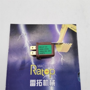 รีเลย์สวิตช์เครื่องยนต์ดีเซล MR5A-082 24V อะไหล่ 569-06-61970 สำหรับอะไหล่เครื่องยนต์ 6D114 - Product Image 1