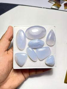 Cabujones de Ágata Azul Natural en Formas Mixtas, Gemas Sueltas Pulidas para Joyería y Venta al Por Mayor - Product Image 1