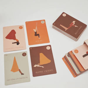 Yoga Asana Cards Deck con paquete de caja y soporte de madera Moda Mujer Regalo Personalizado Yoga Flash Cards - Product Image 2