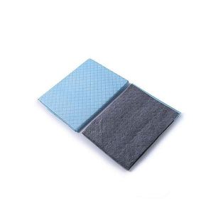 Tapis d'entraînement à la propreté pour chiens et chiots Basics Carbon Odor-Control, tapis jetables au charbon de bois, super absorbants 5 couches pour l'apprentissage de la propreté - Product Image 4