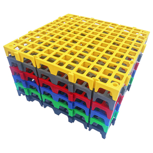 Carreaux de <span class=keywords><strong>sol</strong></span> de garage antidérapants et emboîtables Tapis de <span class=keywords><strong>sol</strong></span> <span class=keywords><strong>pour</strong></span> salle de lavage de voiture, beauté de la voiture Grilles de <span class=keywords><strong>sol</strong></span> en plastique PP <span class=keywords><strong>pour</strong></span> espaces de stationnement - Product Image 1